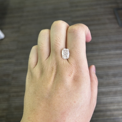 3.15CT VS1 H Cushion alargado cortado en laboratorio Diamantes creados